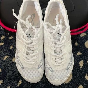 *NEW* Nfinity vengeance cheer shoes